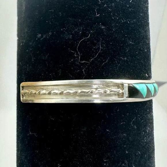 ZUNI JOHN & ROSALIE BOWANNIE JRB Navajo Sterling Silver Turquoise Cuff Bracelet - Picture 5 of 12